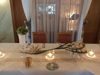 Gross Hotell Ringelai