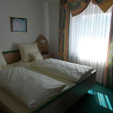 Gross Hotell Ringelai