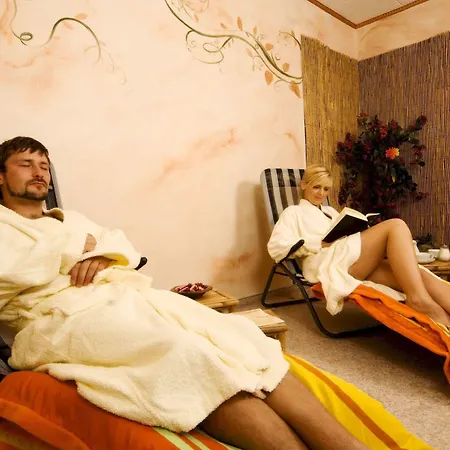 Gross Hotell Ringelai